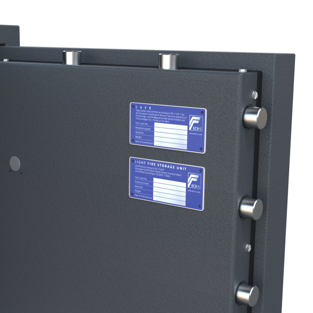 Close-up ECB·S certificeringslabels Grade II en LFS30P in de Milano 2 ELO